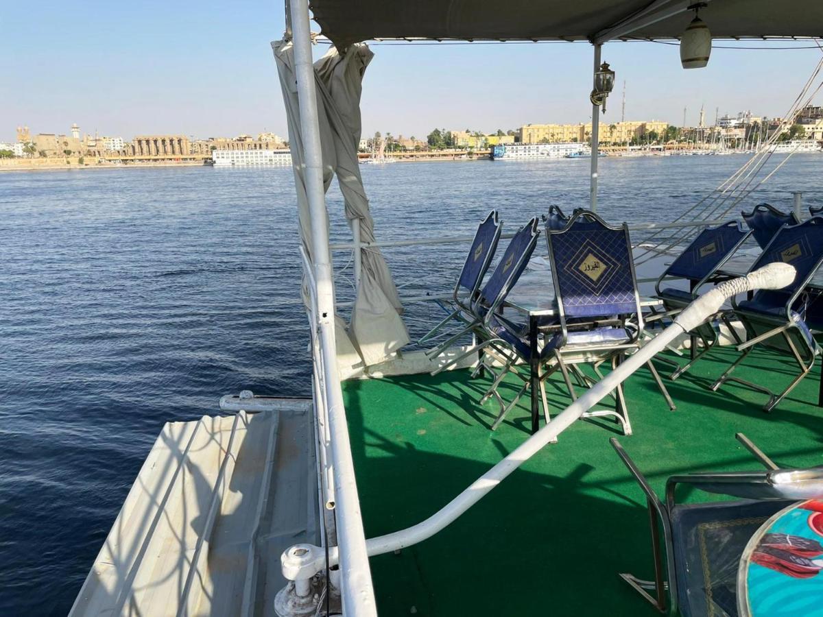 Floating Hotel- Happy Nile Boat Luksor Exterior foto