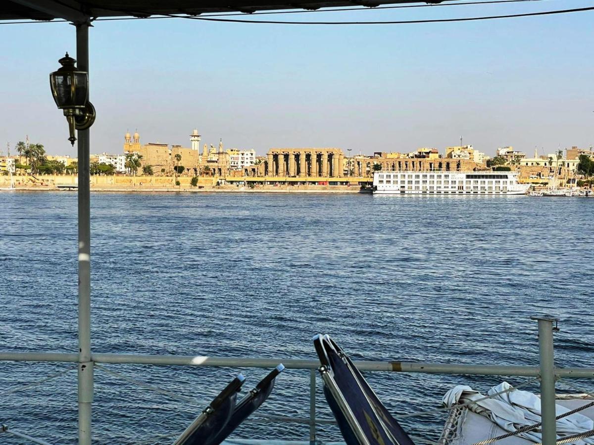 Floating Hotel- Happy Nile Boat Luksor Exterior foto