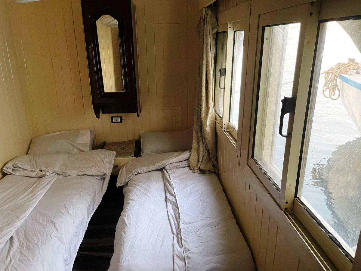 Floating Hotel- Happy Nile Boat Luksor Exterior foto