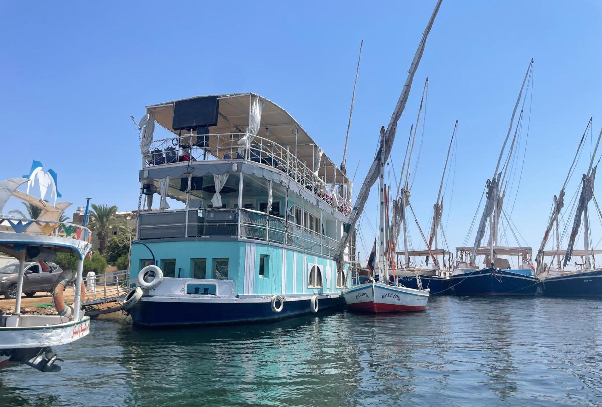 Floating Hotel- Happy Nile Boat Luksor Exterior foto