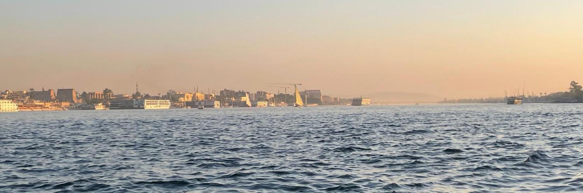 Floating Hotel- Happy Nile Boat Luksor Exterior foto